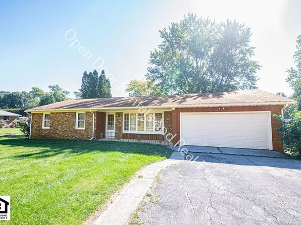 6317 E Hills Rd, Fort Wayne, IN 46804