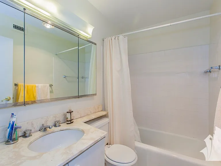 5415 N Sheridan Rd #4703 — Photo 10