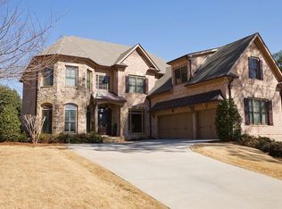 104 Silverwood Rd, Sandy Springs, GA 30342