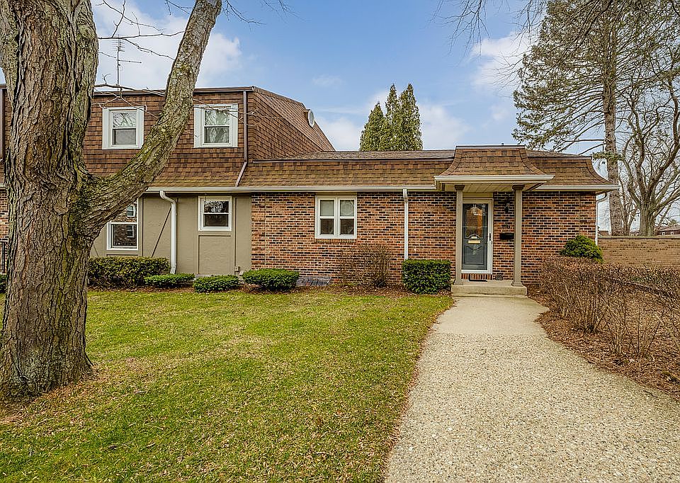 Two bedrooms on main floor