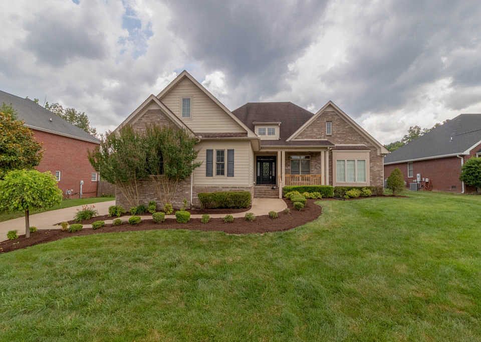 1st image of 3362 Sheffield Way