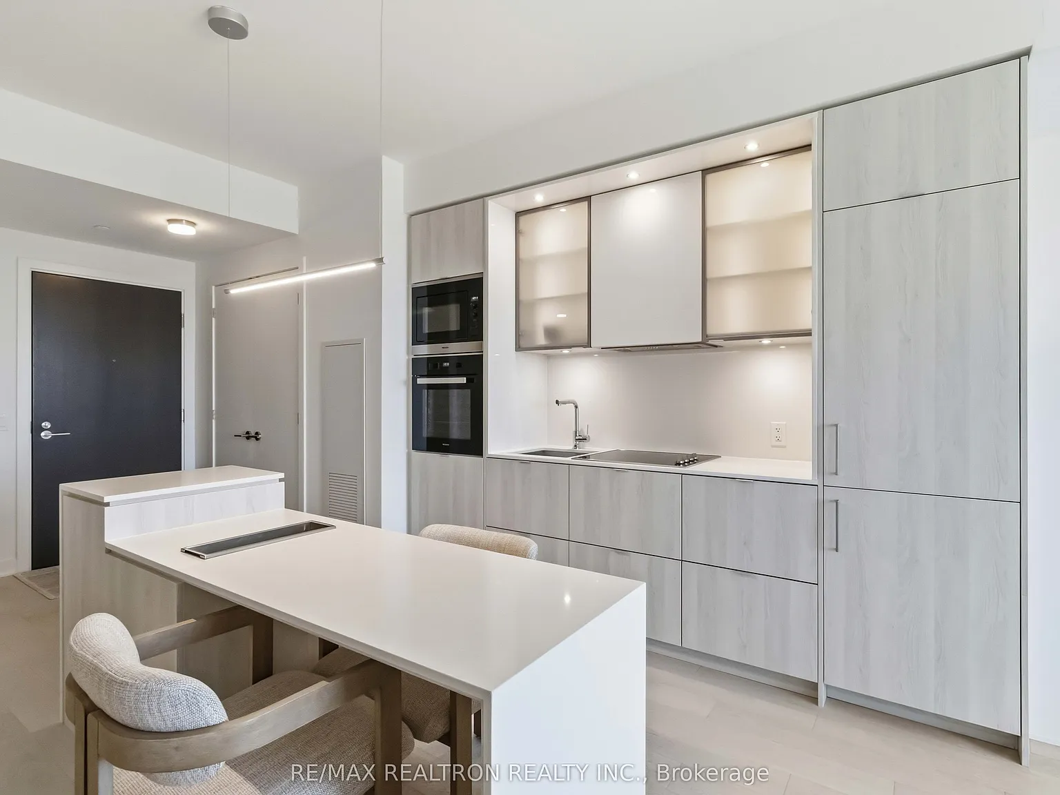 2 bed, $3,100 — Photo 4