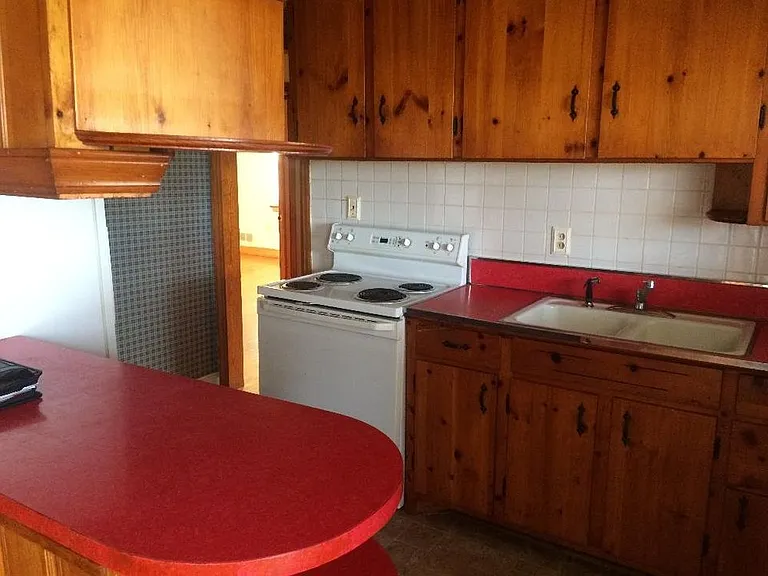 2702 Parkview Dr #A — Photo 4