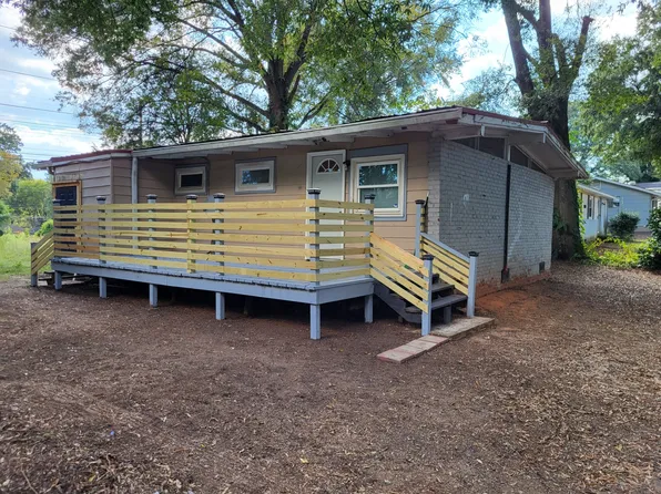 5433 Queen Anne Rd, Charlotte, NC 28217