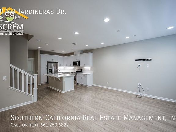4th image of 28743 Jardineras Dr