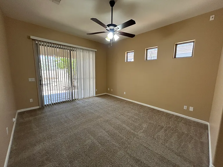 2041 E Fawn Dr — Photo 23