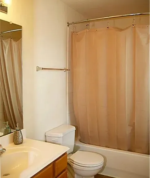 1627 Royal Chase Dr — Photo 7