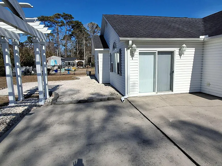1584 Eyota Dr SW — Photo 16