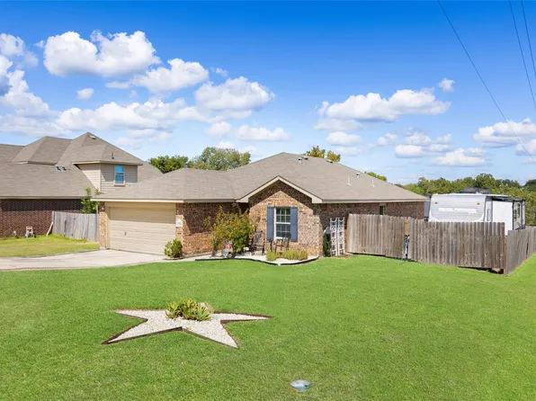 13184 Lake Breeze Ln, Willis, TX 77318