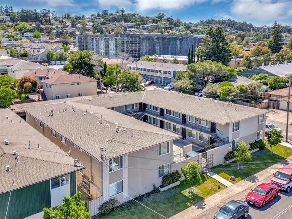 Granada St, Belmont, CA 94002