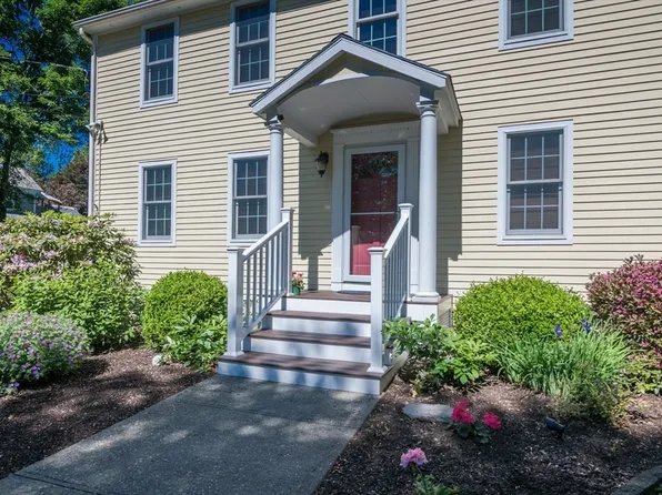 68 Highland Ave, Northfield, MA 01360