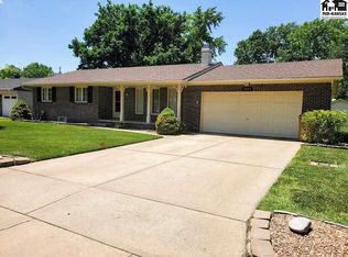 2411 Nevada St, Hutchinson, KS 67502