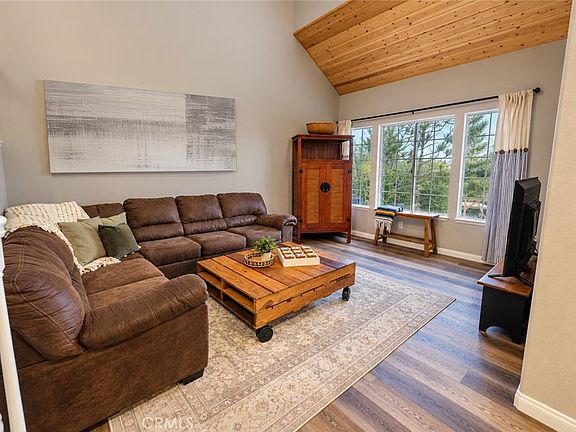 4th image of 740 S Crown Pointe Dr