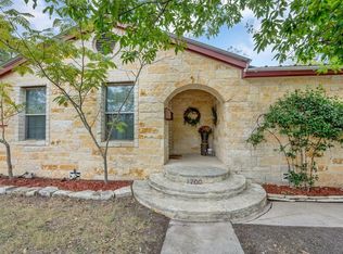 1700 E Main St, Kerrville, TX 78028