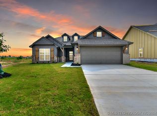 12313 N 134th, East Court Owasso, OK 74021
