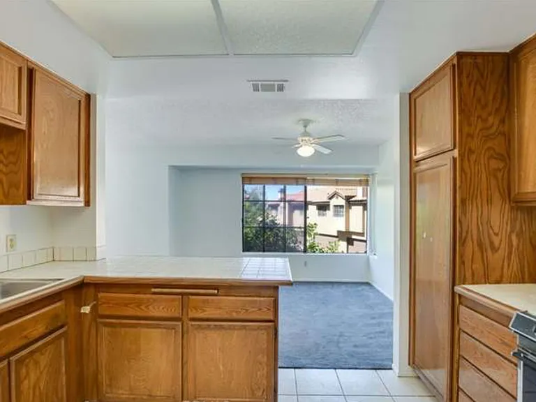 1420 Kauai St — Photo 26