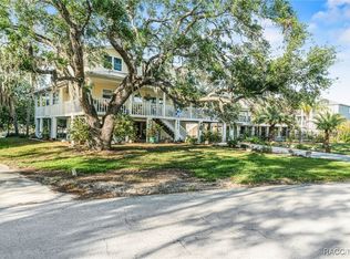 2011 NW 13th St, Crystal River, FL 34428