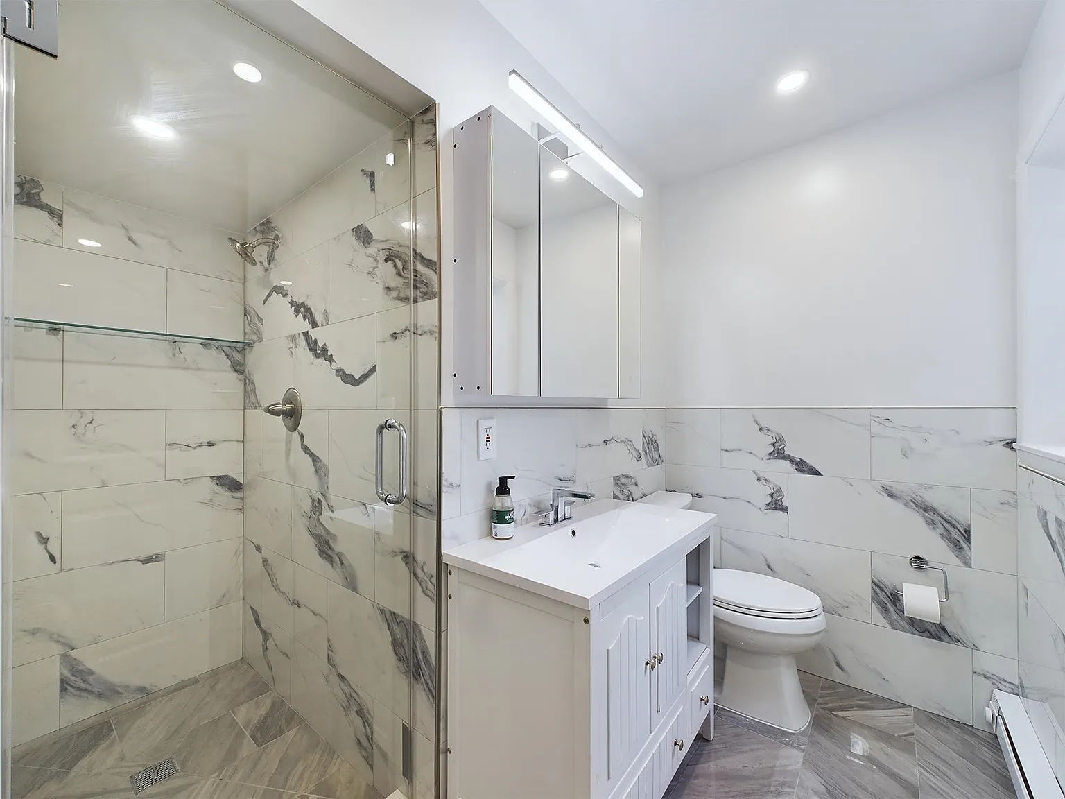 1 bed, 1.0 bath, 556 sqft, $2,250 — Photo 4