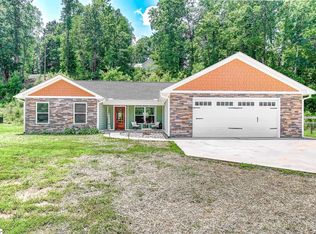 115 Albert St, Landrum, SC 29356