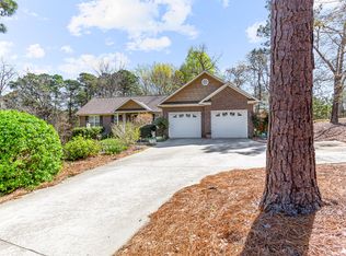 288 Firetree Ln, West End, NC 27376