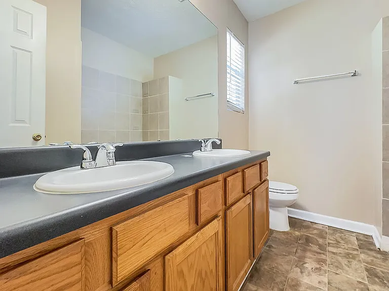 1116 Kramden Ct — Photo 10