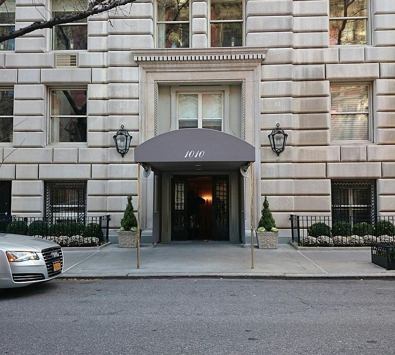 1st image of 1010 5th Ave