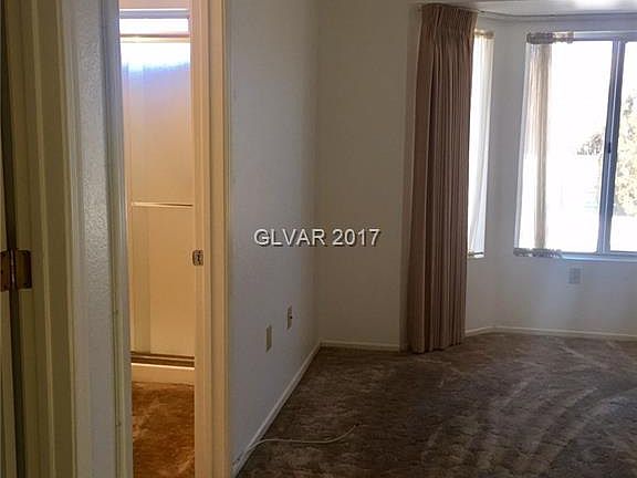 4th image of 9000 Mountain Gate Dr