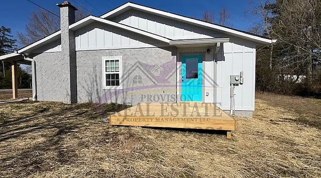 Completely renovated 2 BR 2 BA House — Photo 4
