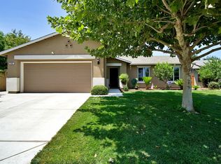 2560 S Adrian Ave, Fresno, CA 93725