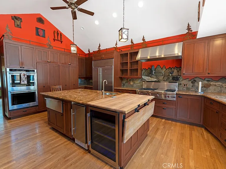 89 E Alegria Ave — Photo 10