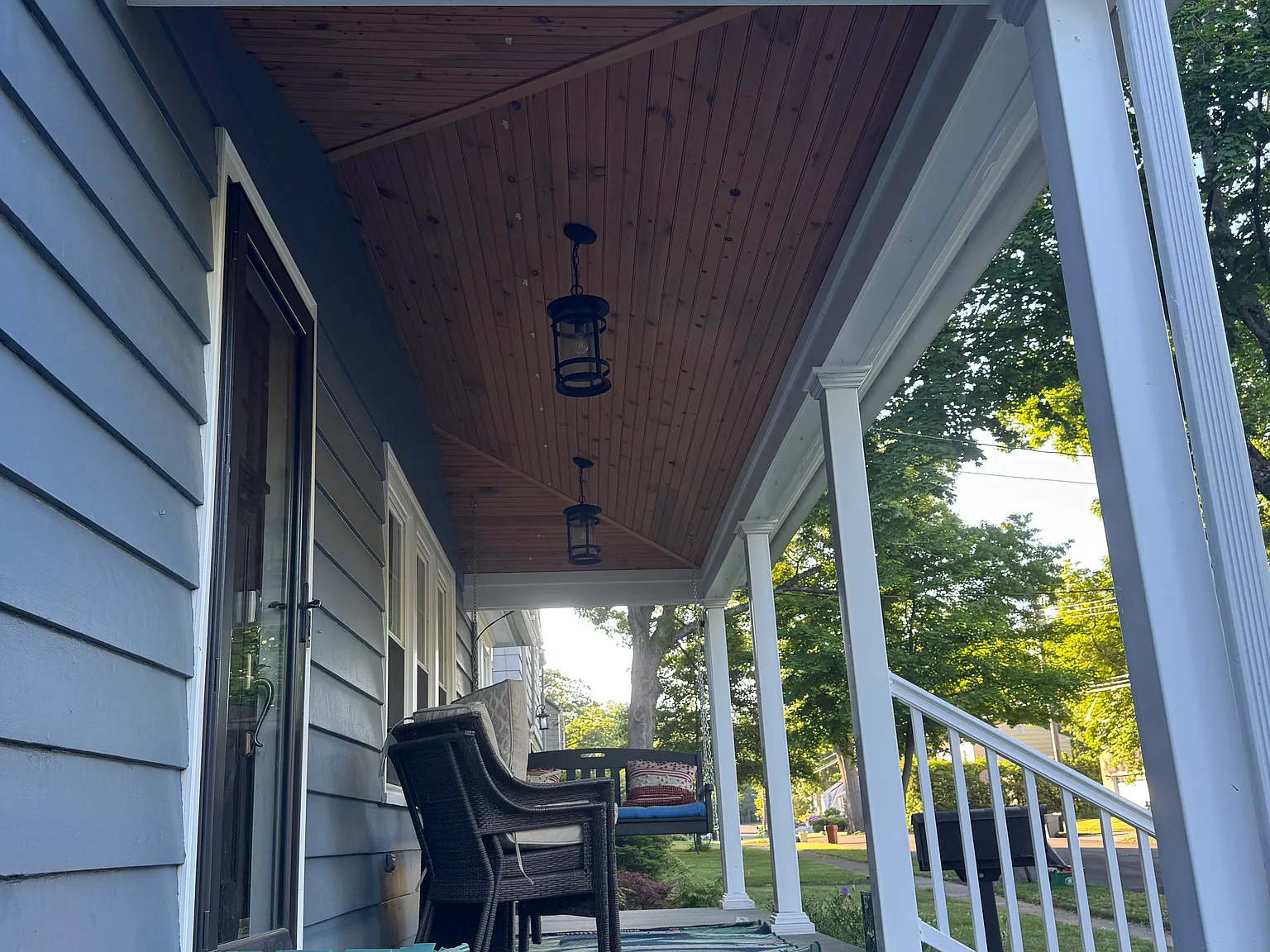 4 bed, 2603 sqft, $4,595 — Photo 4