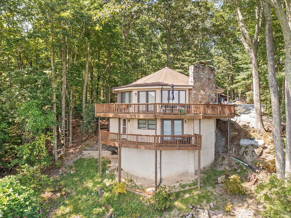 1st image of 820 Pine Ridge Rd
