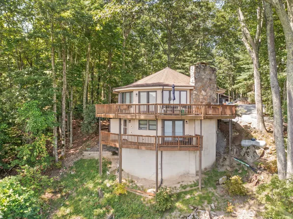 820 Pine Ridge Rd, Banner Elk, NC 28604