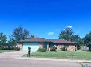 1416 Lexington Rd, Clovis, NM 88101