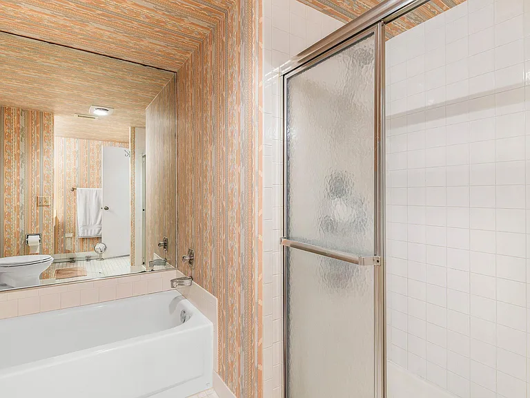 29 Stratford Ln W #B — Photo 26