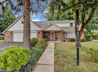 2501 Lexington Dr, Reading, PA 19610