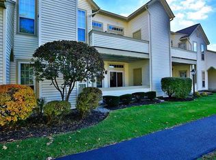 112 Hampton Place Blvd, Troy, NY 12180