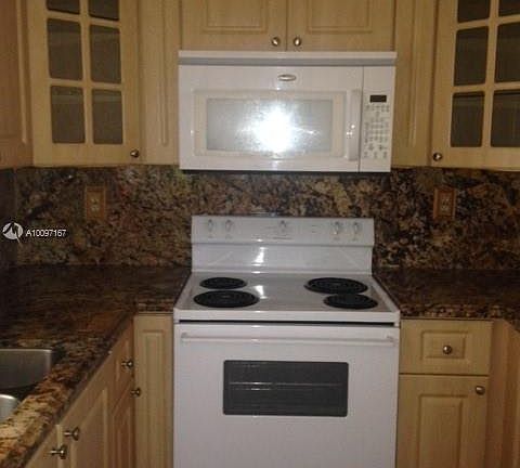 5th image of 5705 W 20th Ave #1