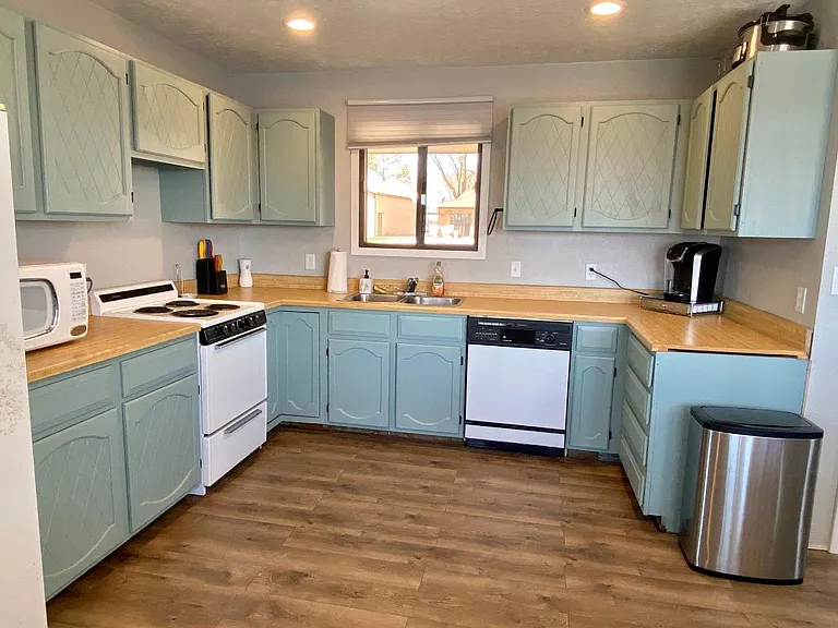 5731 S Shore Dr — Photo 7