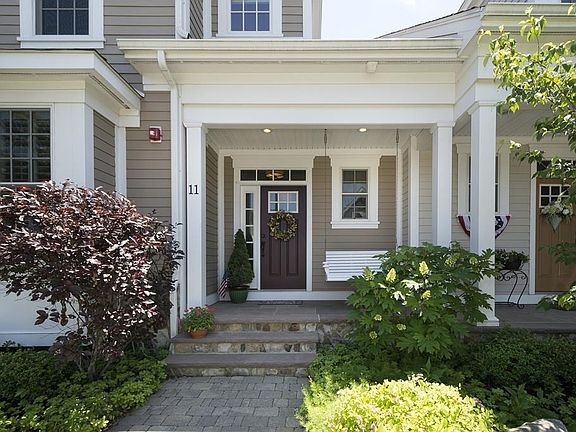3rd image of 11 Thistle Ln