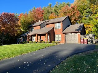 65 Werner Rd #A, Halfmoon, NY 12065