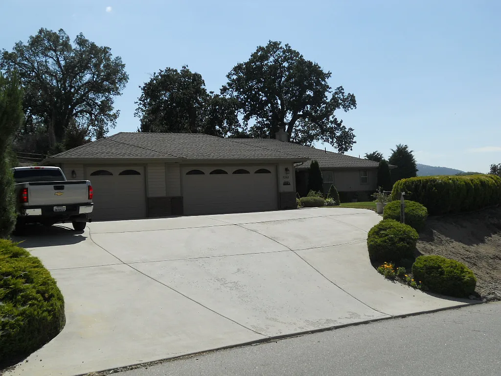 23381 Dart Dr photo 1