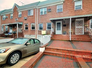 8046 249th St, Bellerose, NY 11426