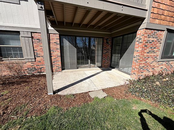 5th image of 877 Kilkenny Dr APT A