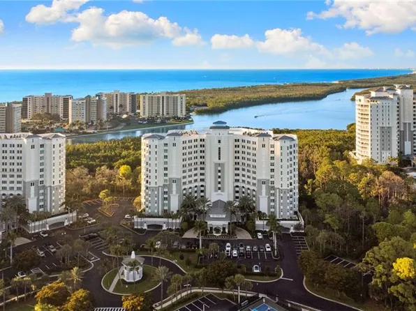 325 Dunes BLVD #904, NAPLES, FL 34110