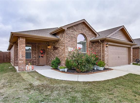 2nd image of 1120 Wellesbourne Ln