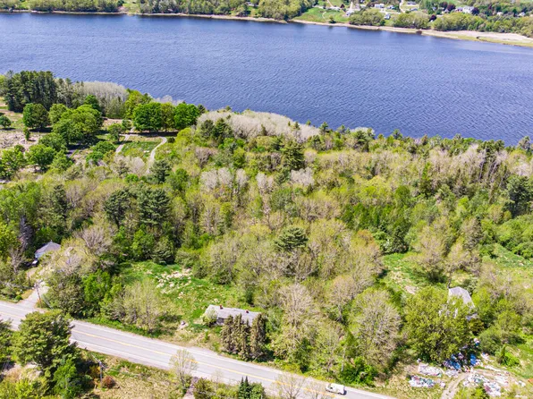 1174 River Road, Bucksport, ME 04416