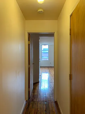 Rented by Compass | media 27