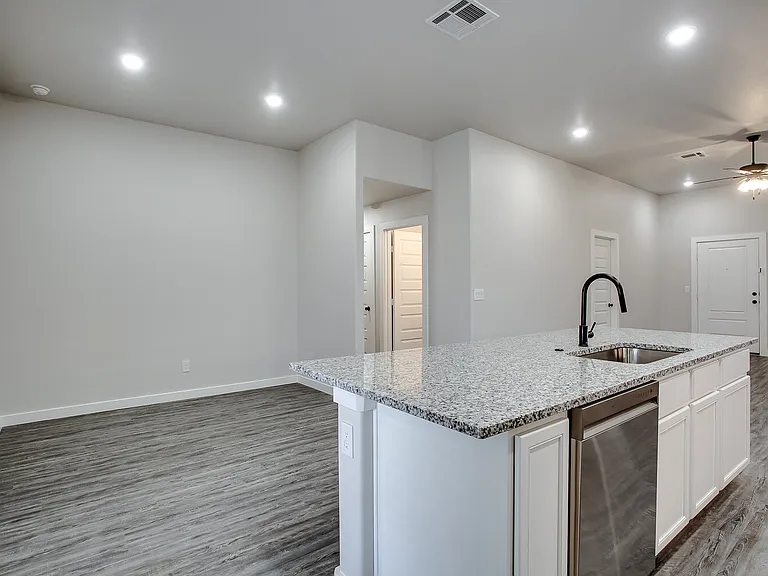 10509 Abbeville Ave — Photo 5