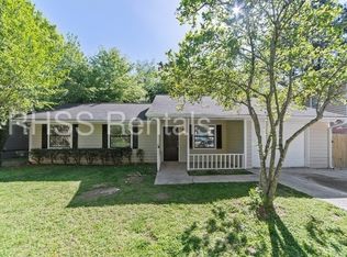 5447 Brandon Ct, Stone Mountain, GA 30088
